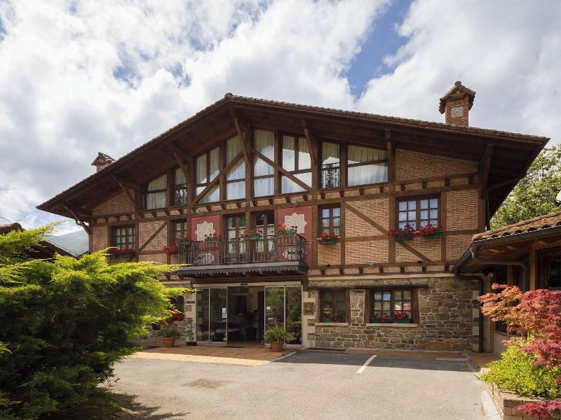 Hotel & Spa Etxegana image
