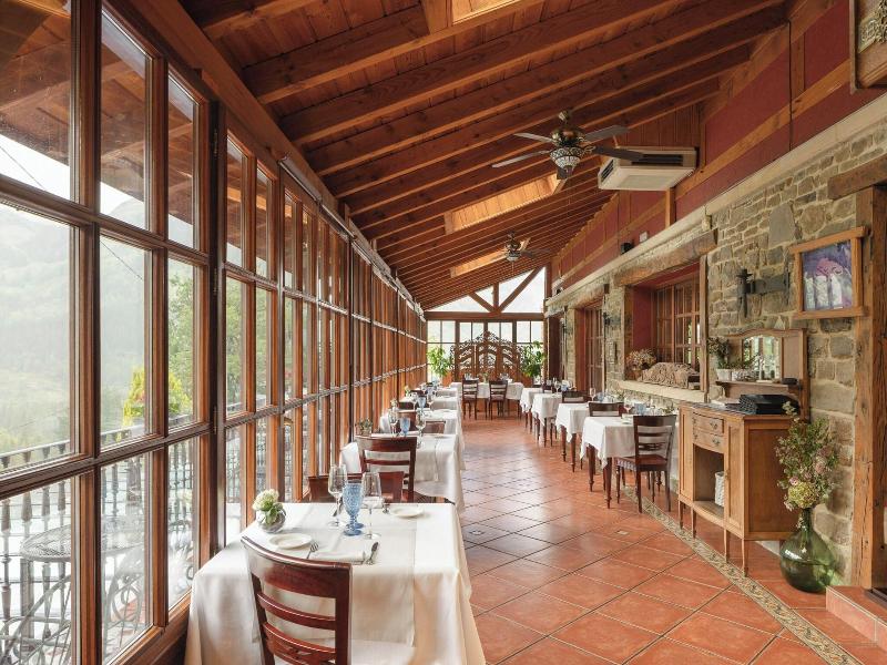 Hotel & Spa Etxegana image