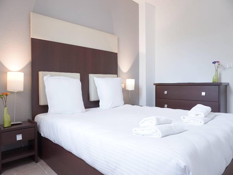 Comfort Aparthotel Six-Fours image