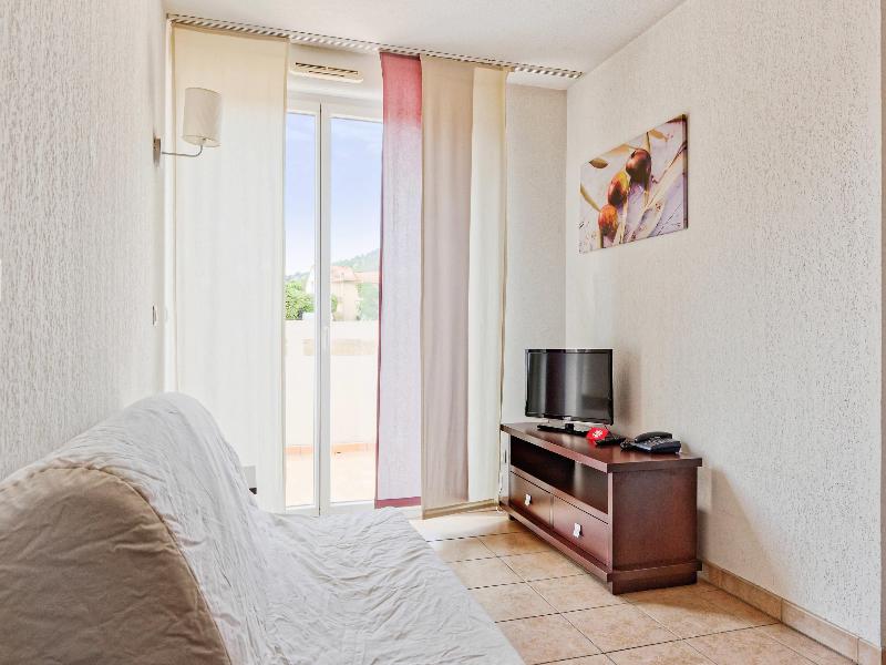Comfort Aparthotel Six-Fours image