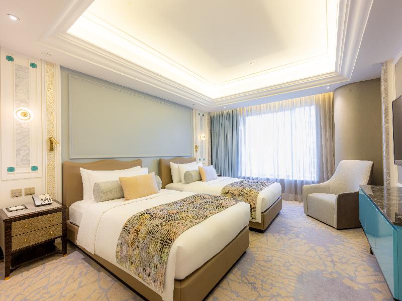 Grand Emperor Hotel image