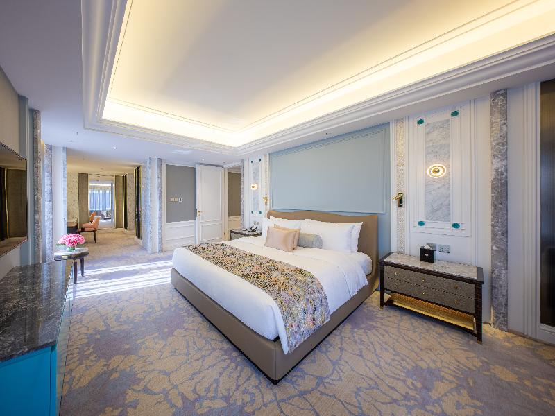 Grand Emperor Hotel image