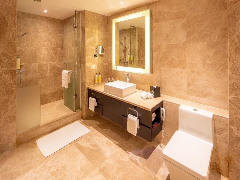 Grand Emperor Hotel image