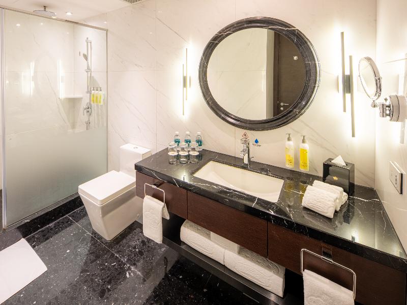 Grand Emperor Hotel image