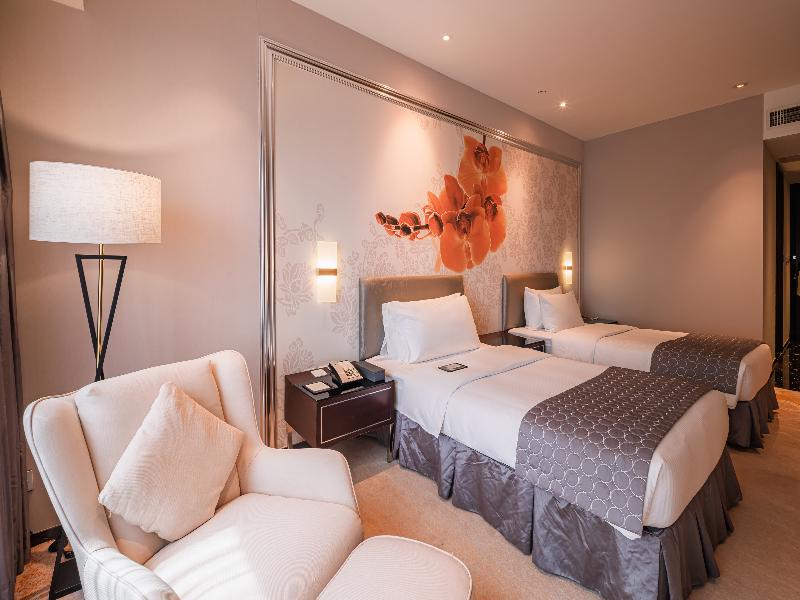 Grand Emperor Hotel image