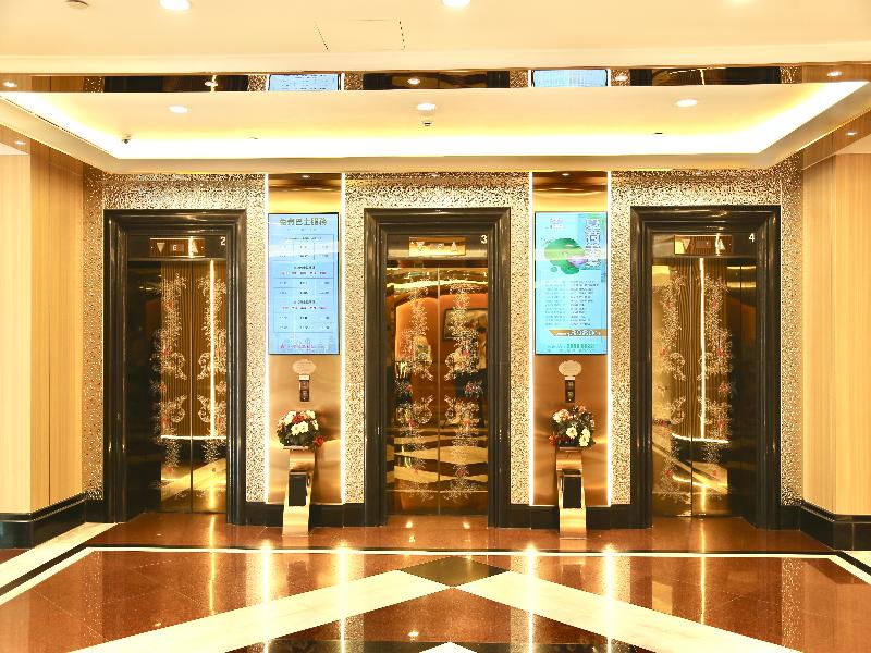 Riviera Hotel Macau image