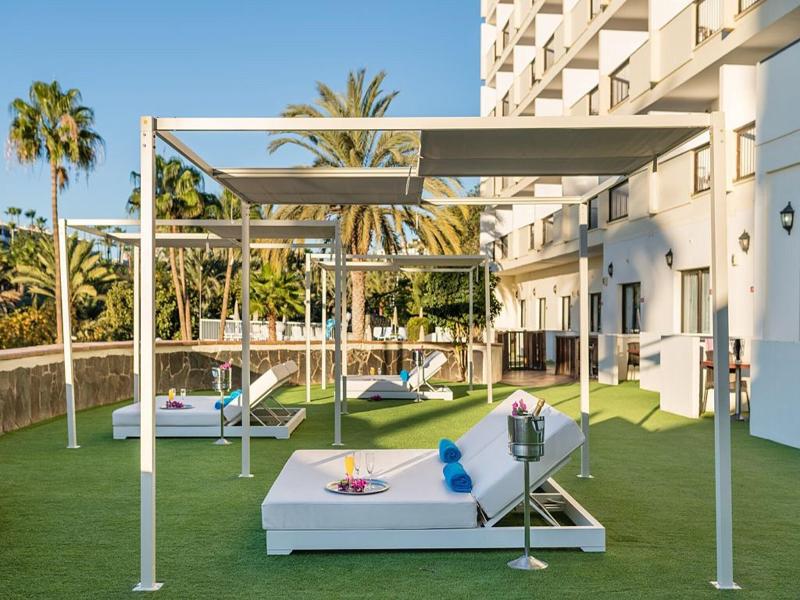 Apartahotel Folias image