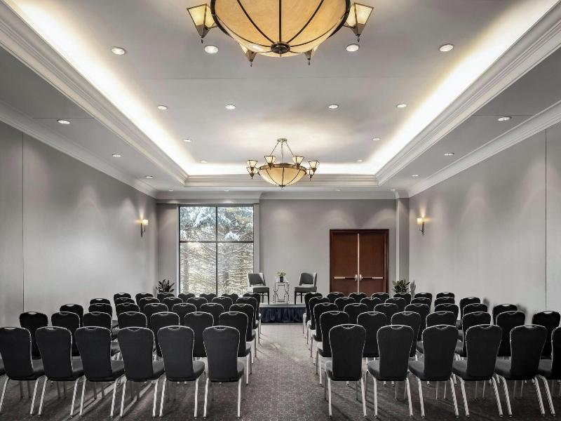Sheraton Toronto Airport Hotel & Conference Center image