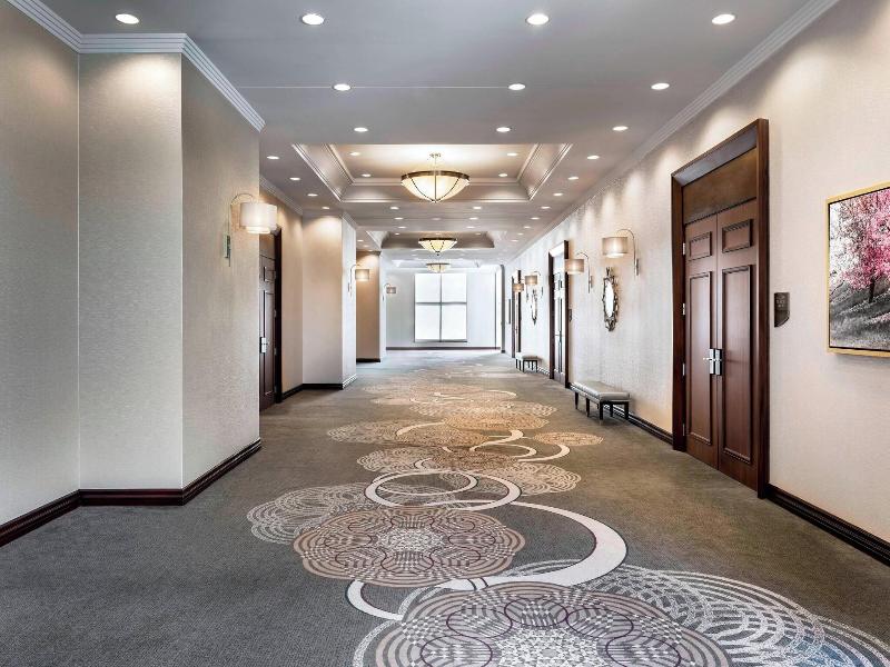 Sheraton Toronto Airport Hotel & Conference Center image