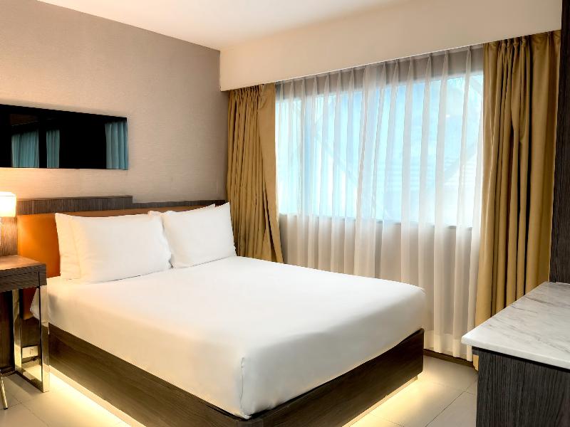 Ramada by Wyndham Bangkok Sukhumvit 11 image