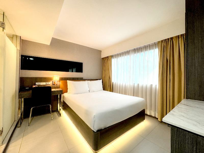 Ramada by Wyndham Bangkok Sukhumvit 11 image