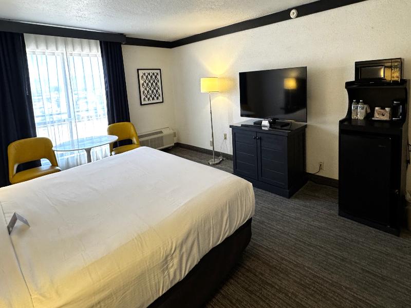 OYO Hotel and Casino Las Vegas image