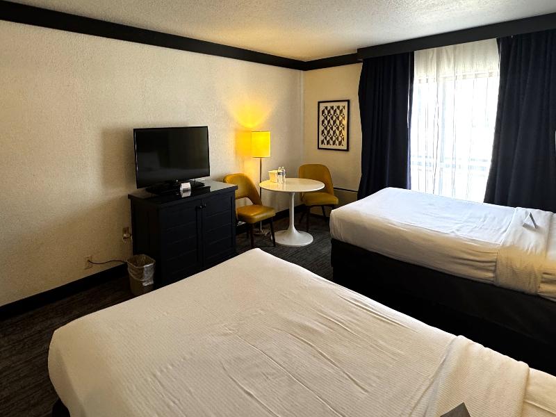 OYO Hotel and Casino Las Vegas image
