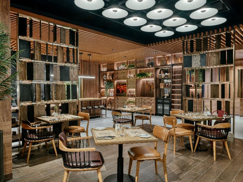 voco Bangkok Hotel Surawong, by IHG image