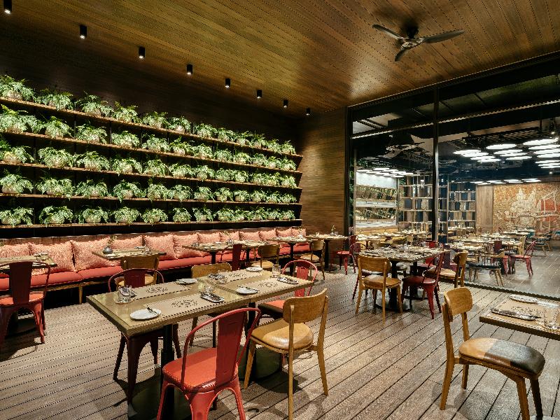 voco Bangkok Hotel Surawong, by IHG image