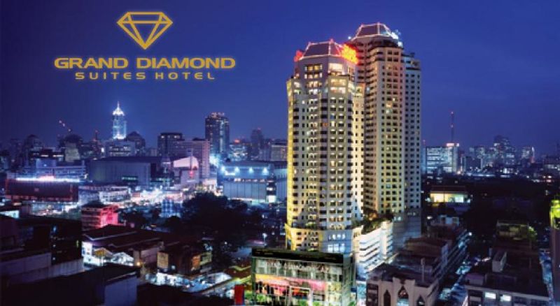 Grand Diamond Suites Hotel