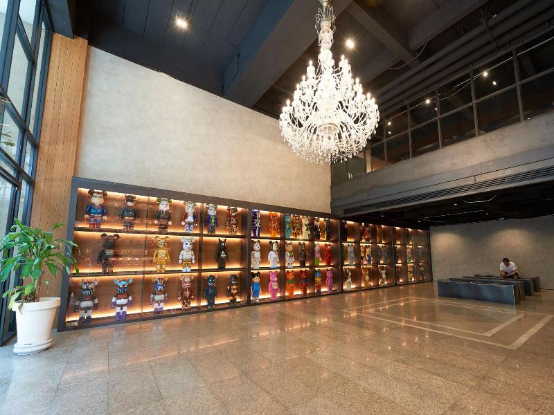 White Palace Hotel Bangkok image