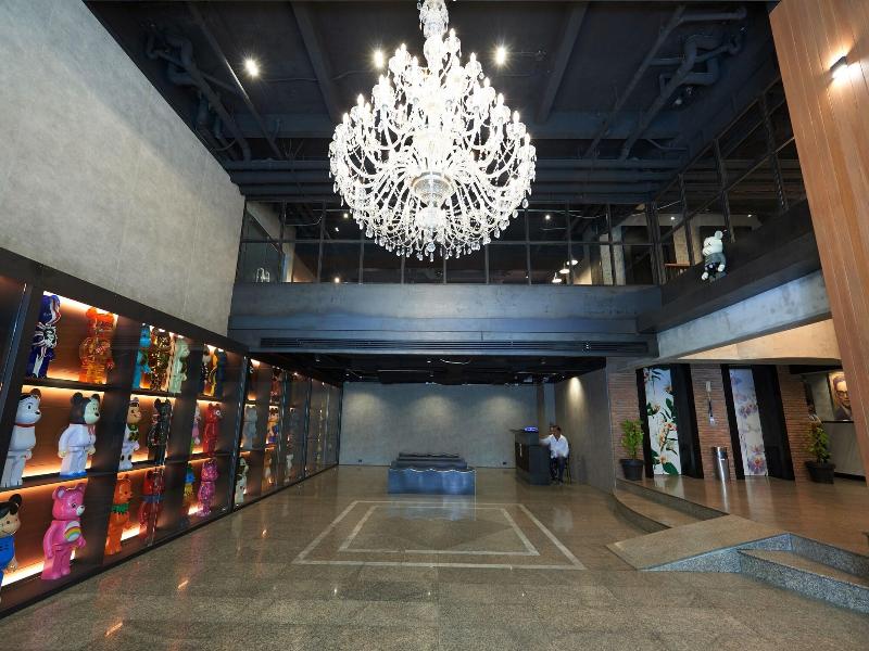 White Palace Hotel Bangkok image