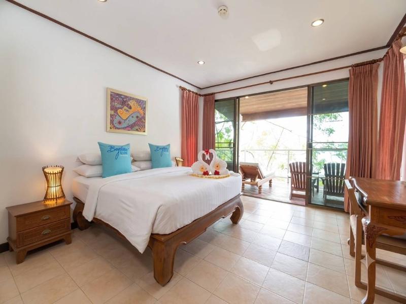 Phi Phi Bayview & Premier Resort image