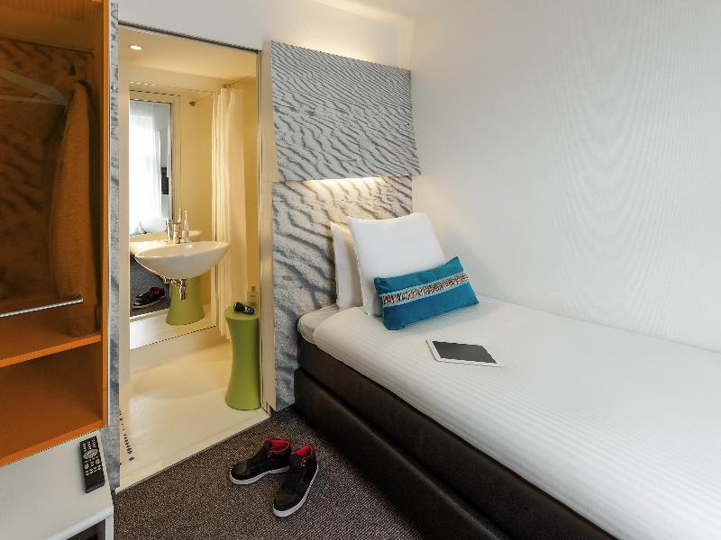 ibis Styles Amsterdam Central Station image