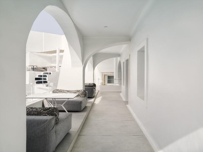 Cosmopolitan Suites image