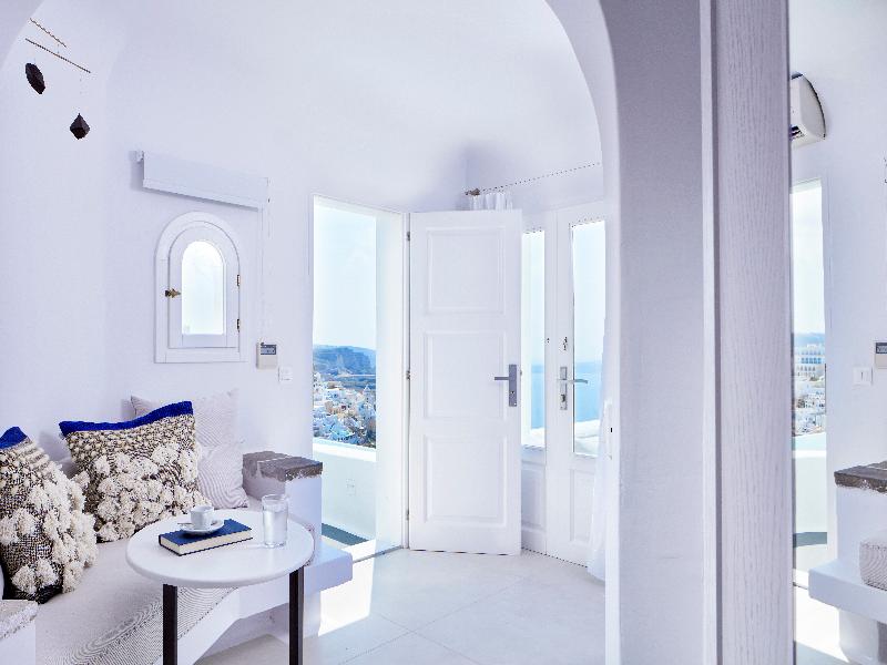 Cosmopolitan Suites image