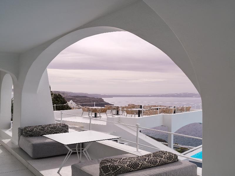 Cosmopolitan Suites image