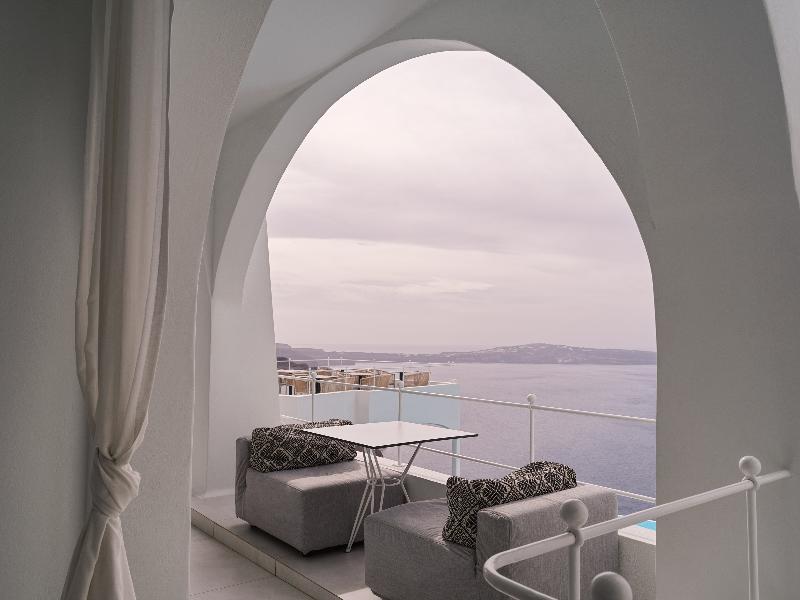 Cosmopolitan Suites image