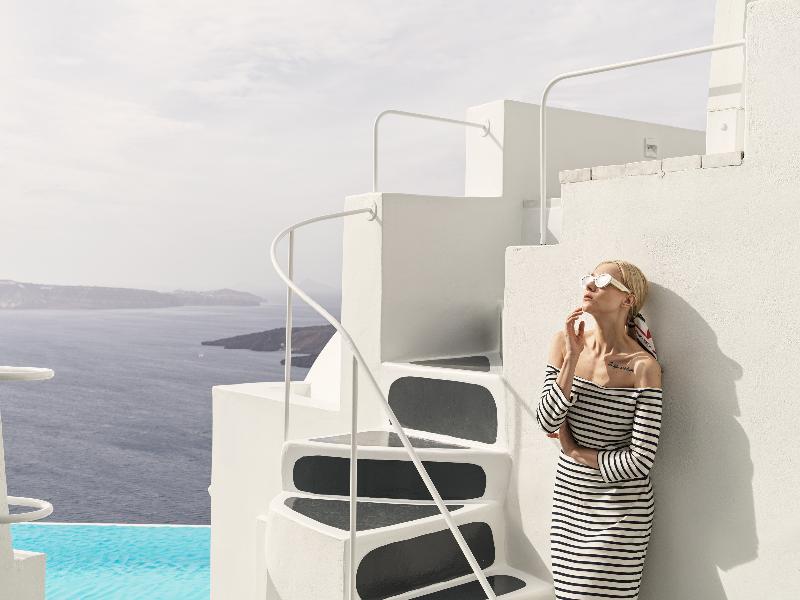 Cosmopolitan Suites image