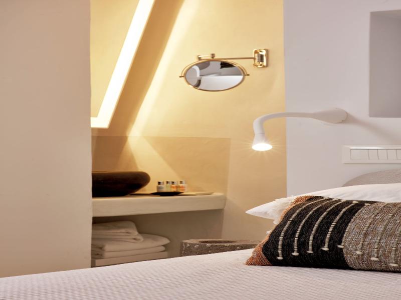 Cosmopolitan Suites image