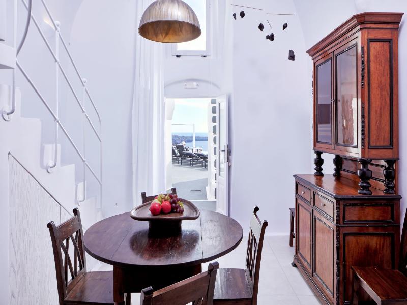 Cosmopolitan Suites image