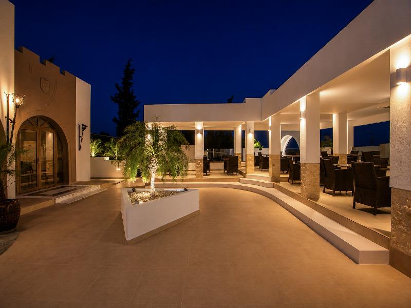 Castello di Cavaliere Suites image