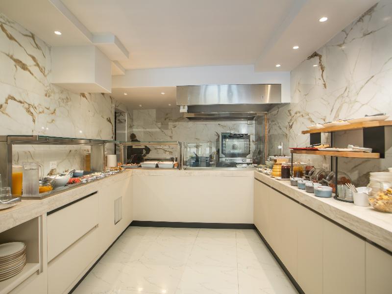 Castello di Cavaliere Suites image