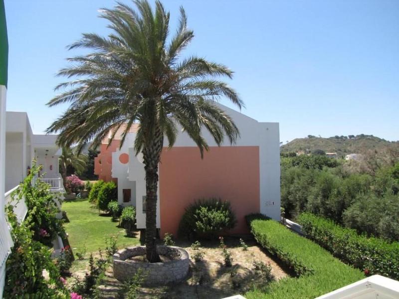 Valsamis Aparthotel