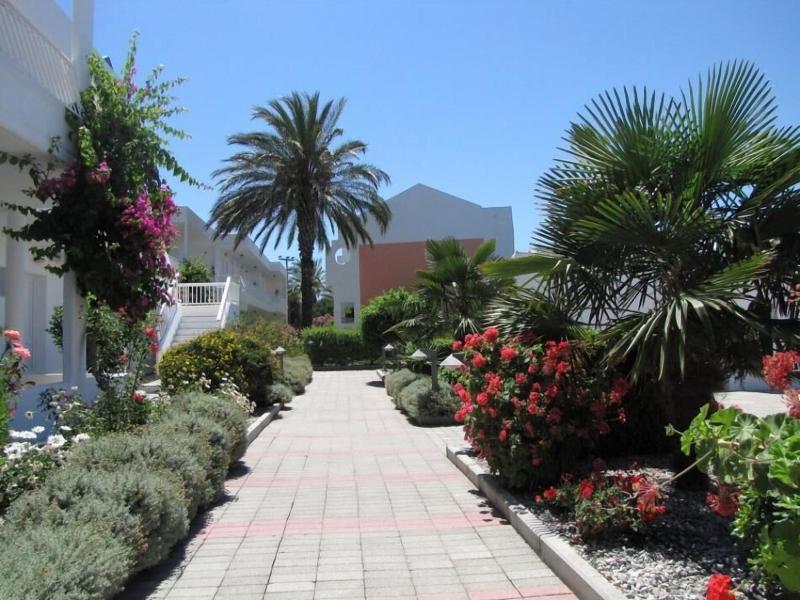 Valsamis Aparthotel