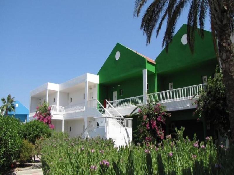 Valsamis Aparthotel