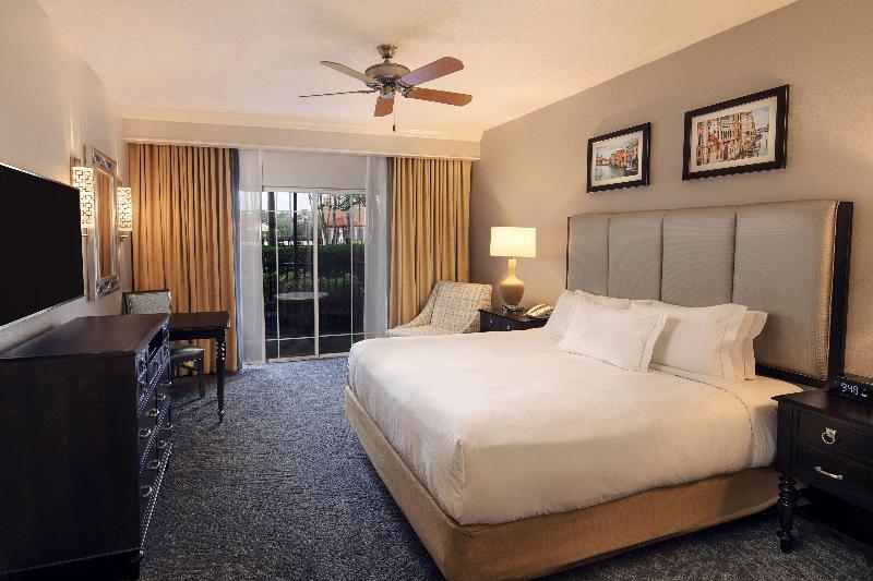 Hilton Grand Vacations Club Tuscany Village Orland image
