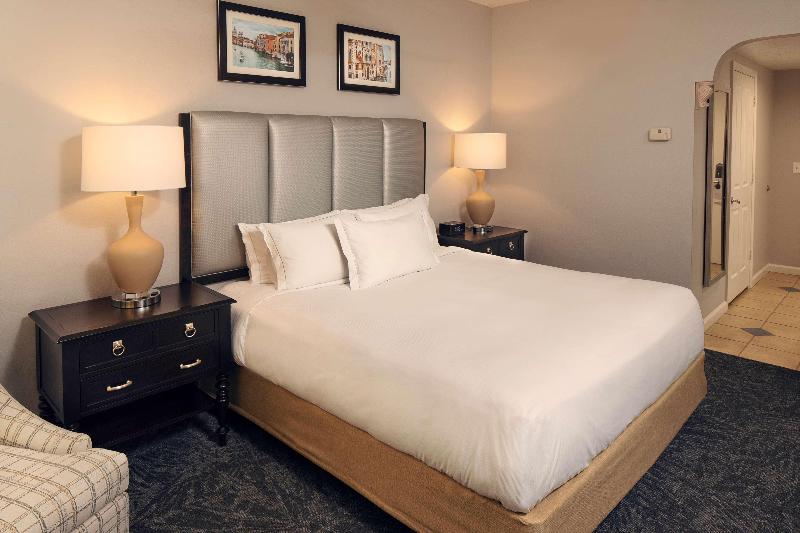 Hilton Grand Vacations Club Tuscany Village Orland image
