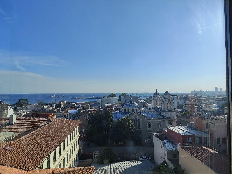 Grand Liza Hotel image