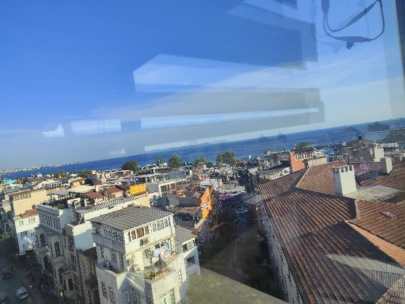 Grand Liza Hotel image