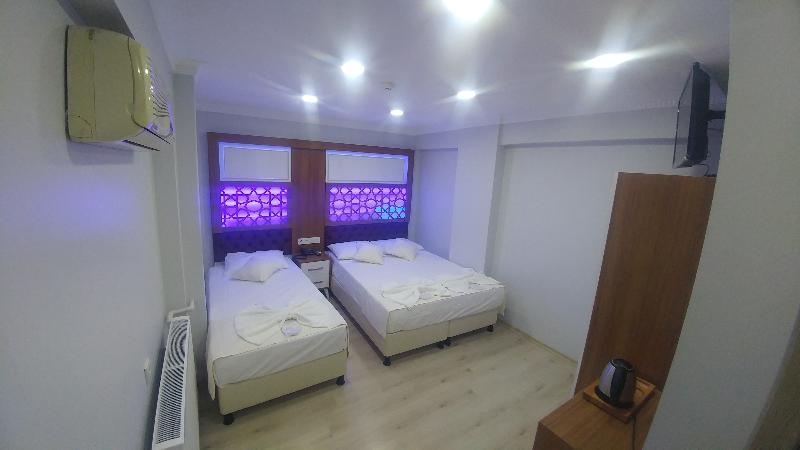 Grand Liza Hotel image