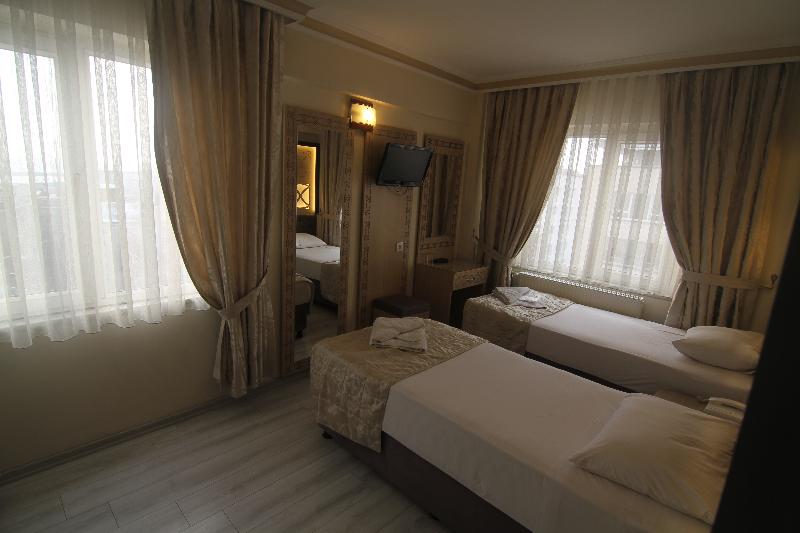 Grand Liza Hotel image