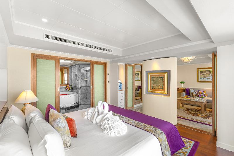 Royal Cliff Beach Hotel