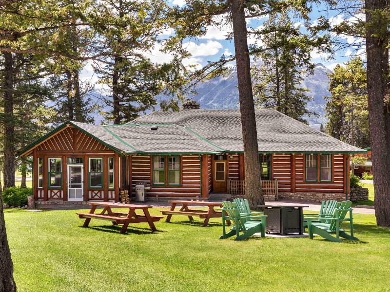 Fairmont Jasper Park Lodge