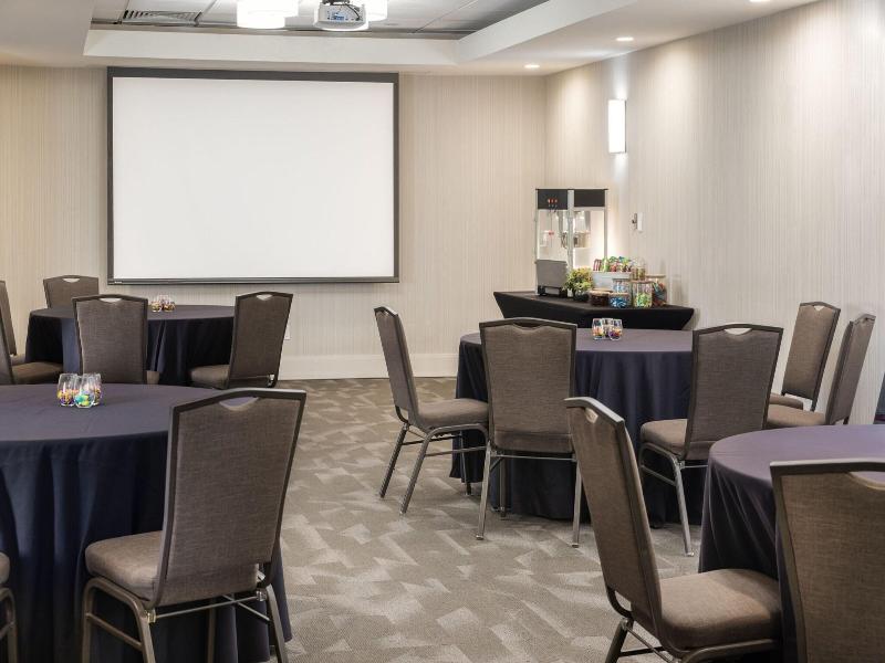 Delta Hotels Calgary South image