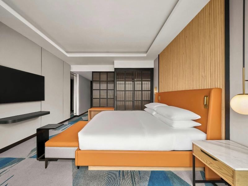 Sheraton Hanoi Hotel image