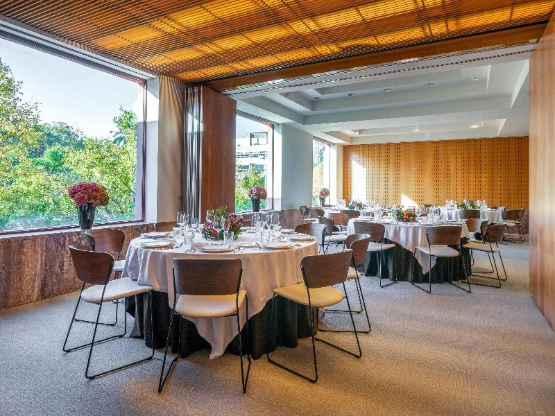 Melia Bilbao image