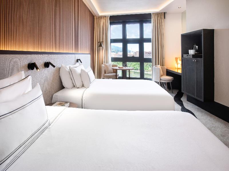 Melia Bilbao image
