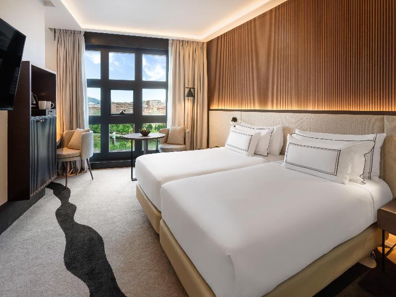 Melia Bilbao image