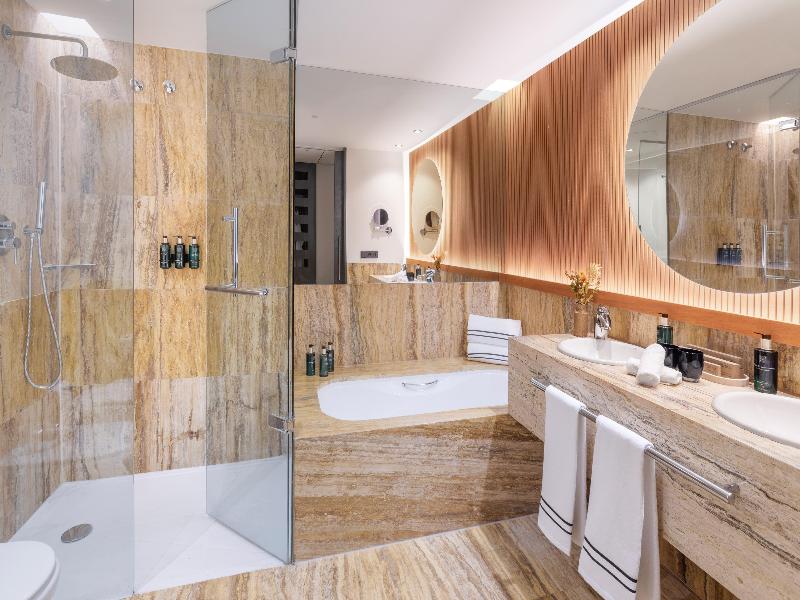 Melia Bilbao image
